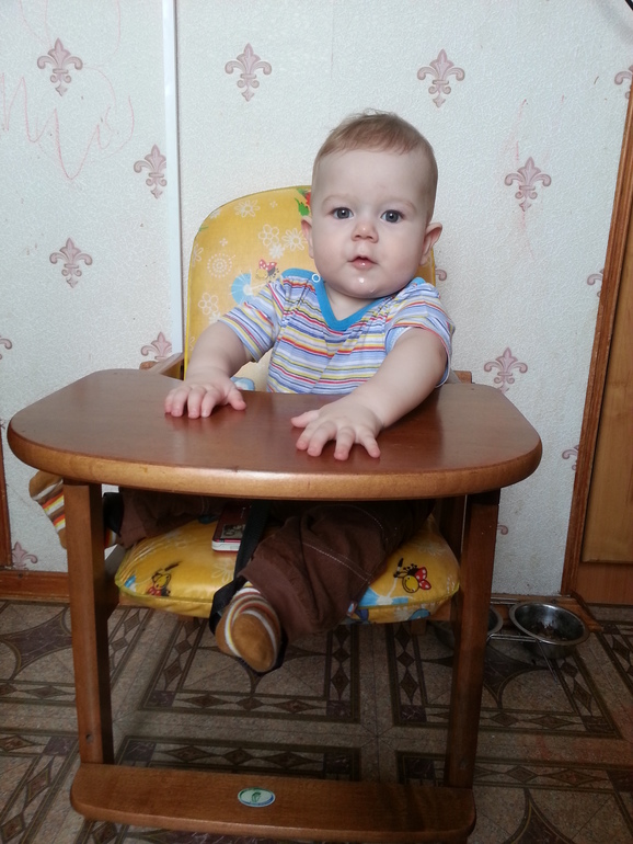 Максим, умелки.