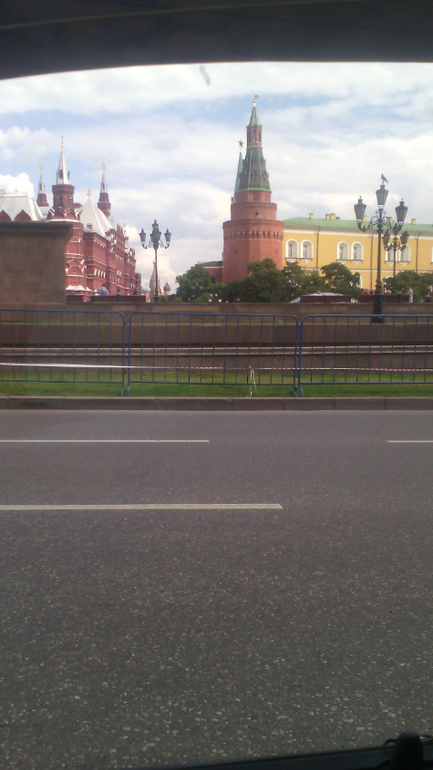 кремль из окна авто