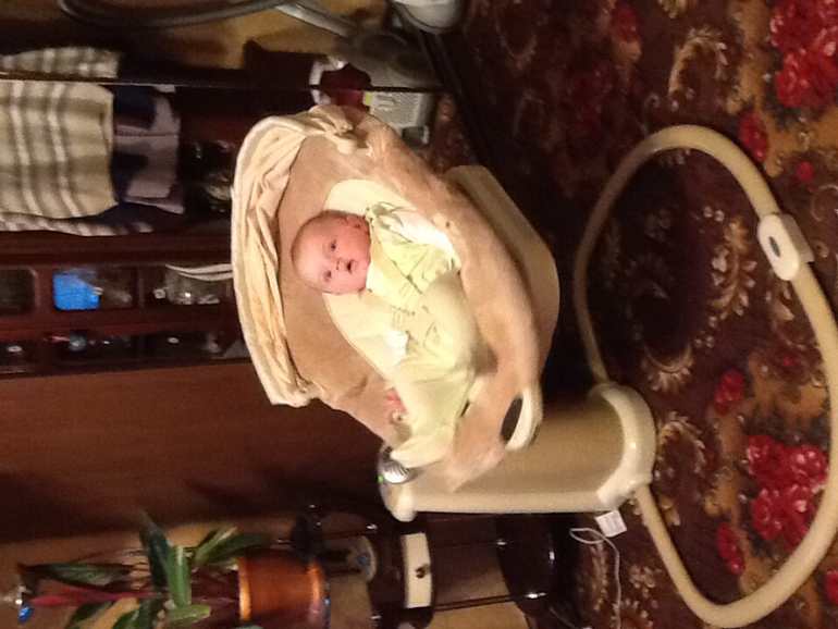 Укачивающий центр Graco sweetpeace