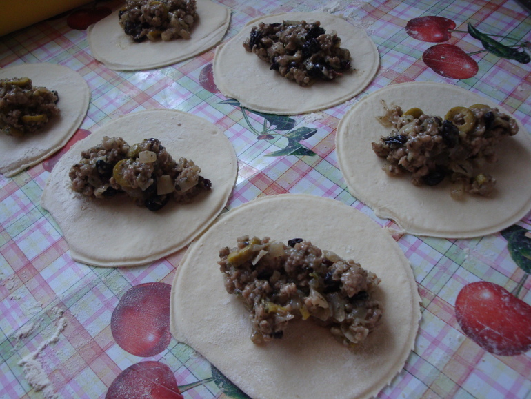 Эмпанадас (Empanadas) - аргентинские пирожки
