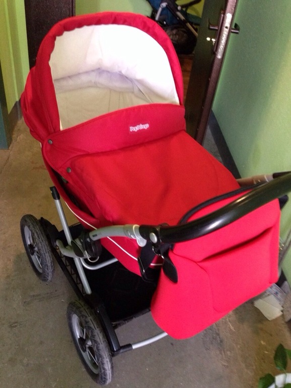 Продаю коляску Peg Perego Culla auto 5500 руб.+ аксессуары