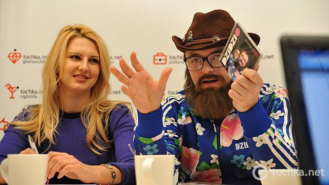 Костюмы спортивные с цветочным принтом Адидас как у Дзидзьо, Потапа