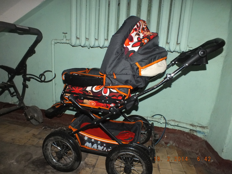 продеам наш вездеход STROLLER B&E Maxima 2 в 1