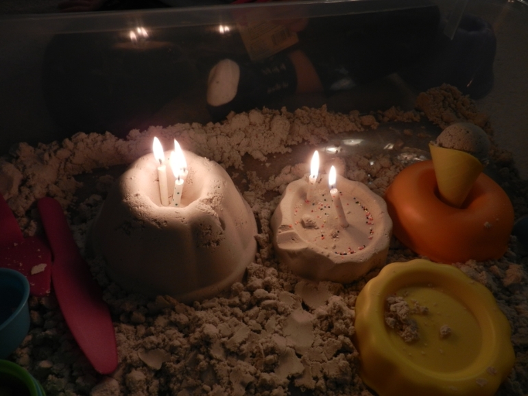 Лунный песок (moon sand)