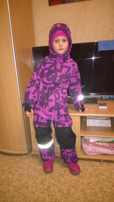 HM, зимний комбез.