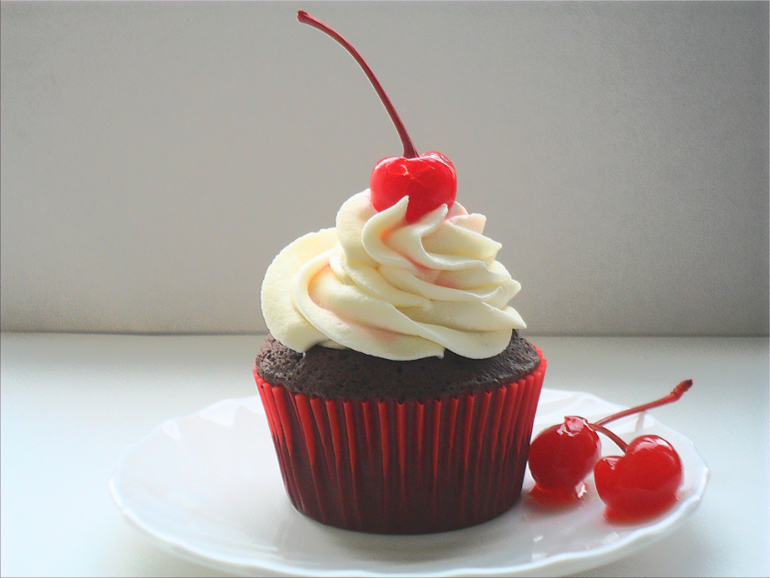 Black Forest Cupcakes))