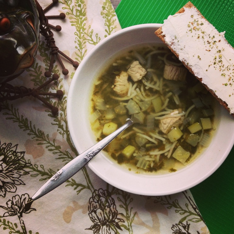 Легкий супчик с индейкой и кабачком