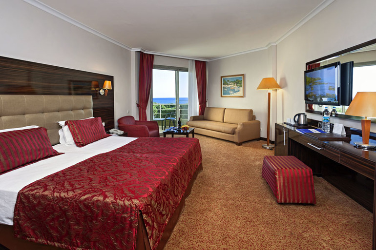 Турция. Белек. Отели Alva Donna Exclusive Hotel & Spa 5*, Maritim Pine Beach Resort 5*