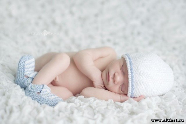 Фото спящих младенцев
