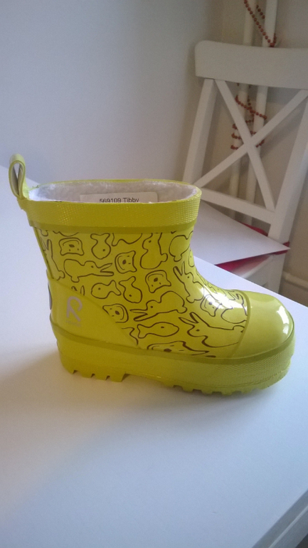 Наша обувь на весну-лето и запасы одежды на следующую зиму