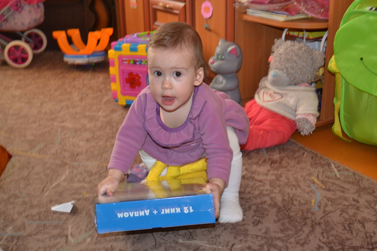 Нам годик! И вот, что мы умеем... а вы что умеете?