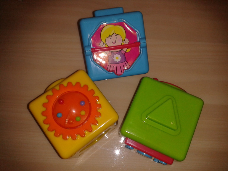 Покупки игрушек и подарки