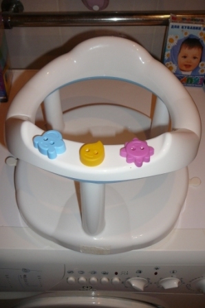 продам набор для купания малыша! (ванночка, горка, сиденье и круг)800 руб.