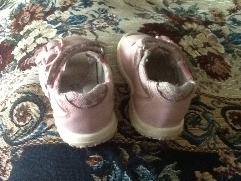 Сандали для девочки 20 р 300 п