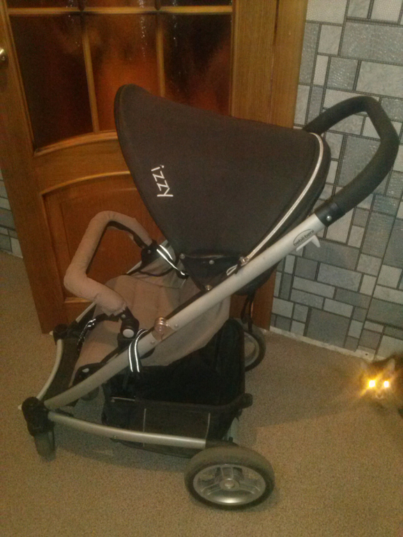 Прогулочная коляска Bebe beni Izzy . 1 год использования!
