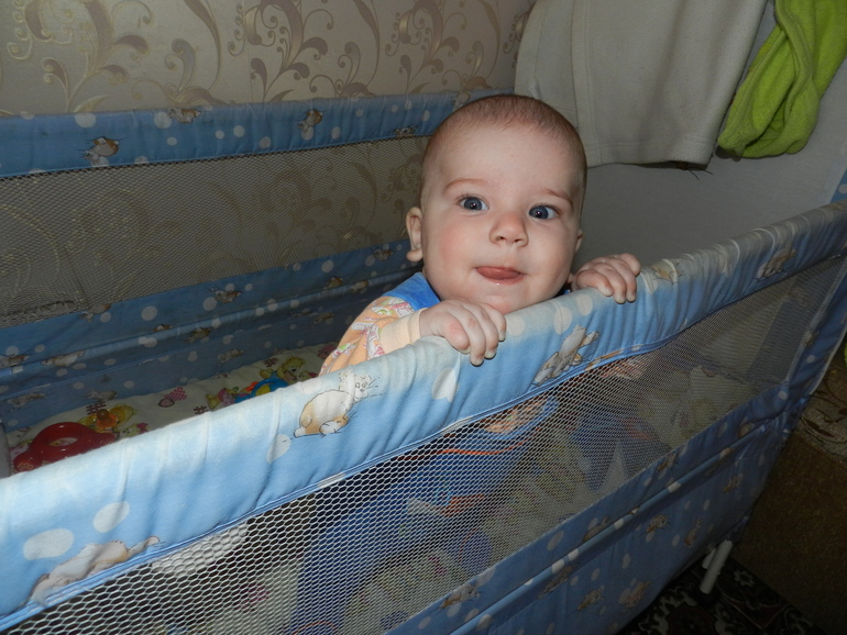 Сыночку пол годика!