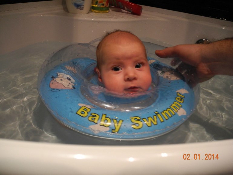 какой круг купить, в baby swimmer захлебывается