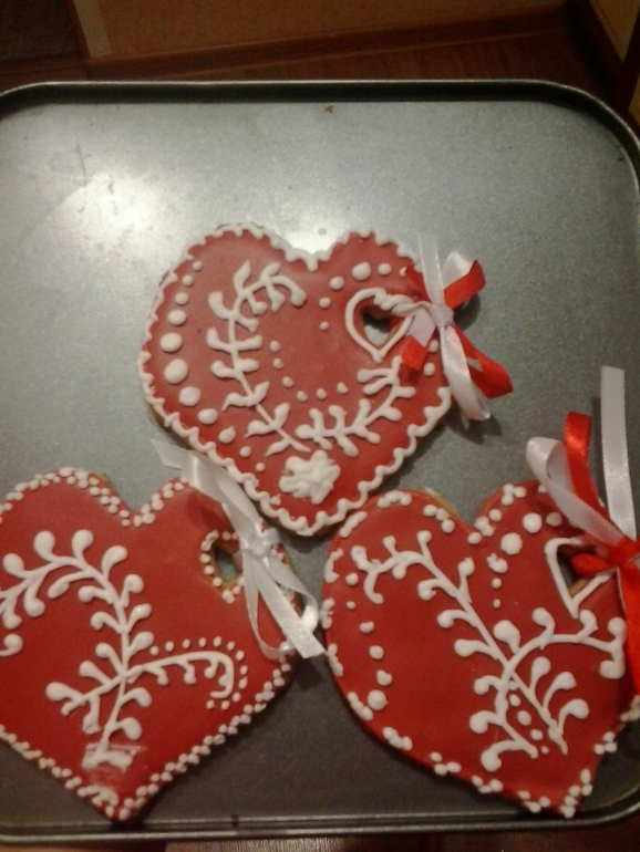 Покретикуйте пряники, пожалуйста.  Много фото. Ловлю тапки))))