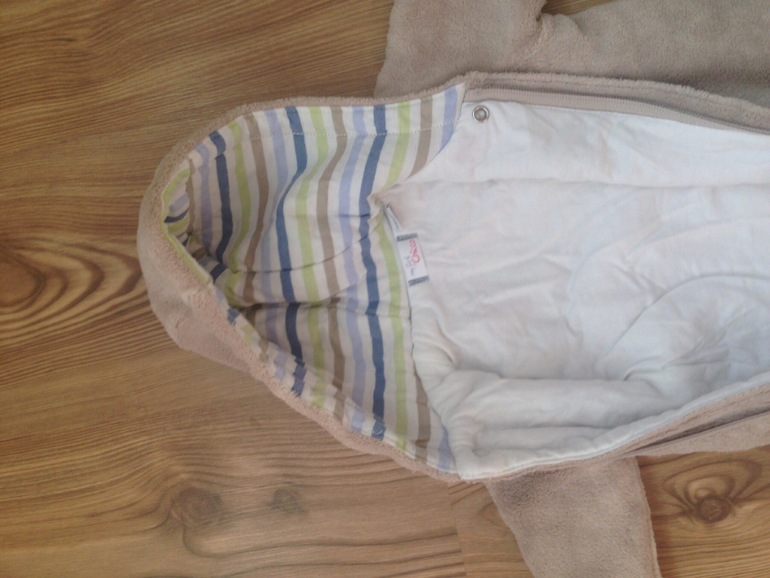 Продам детский комбез Chicco