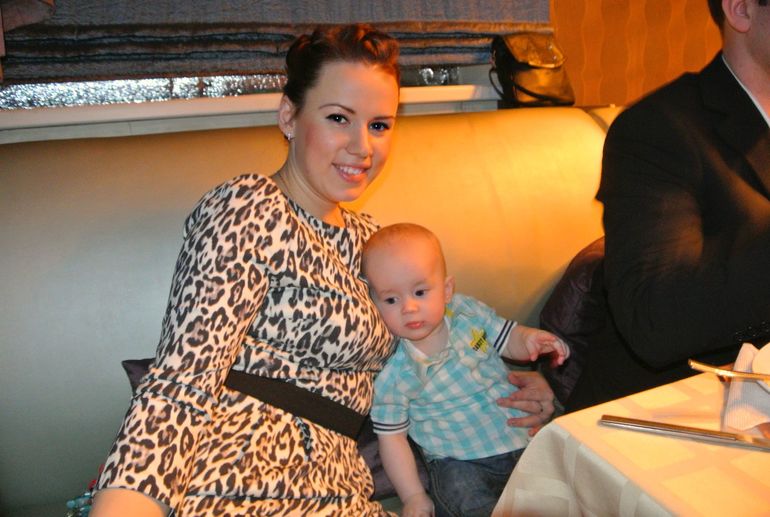 Козявка на телефоне, выкрутасы и мамочкин юбилей!