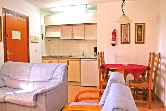 Дом отдыха с общим бассейном на 4 человекa в Кальпе, нa Коста Бланкe, в Испании.