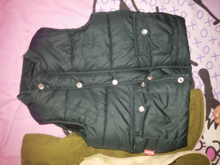 ЖИЛЕТКИ НА МАЛЬЧИКА! 104-110Р, ДВЕ ЗА 800Р, ПОЧТА!