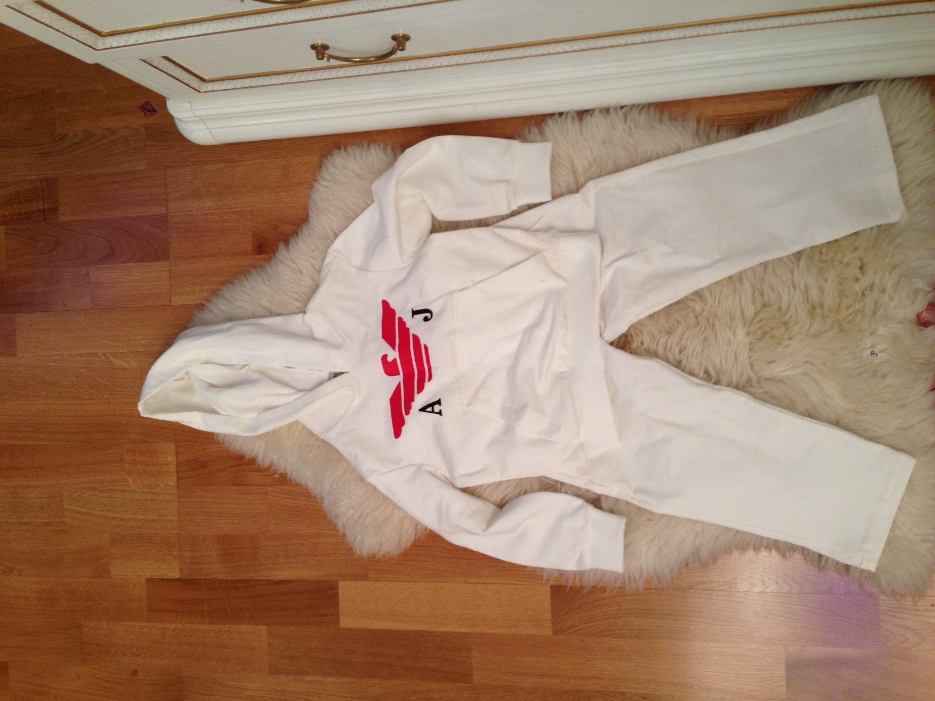 Костюм Armani реплика,110 см.2000р