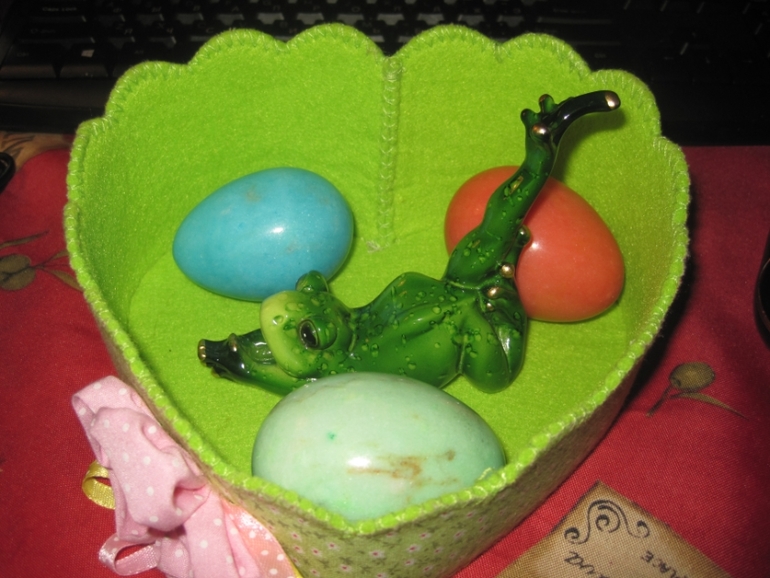 Вот прикупила к этому циклу всяких амулетов)