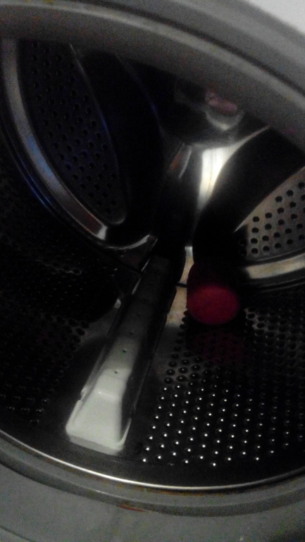 А вы стирали так сказать посторонние предметы?