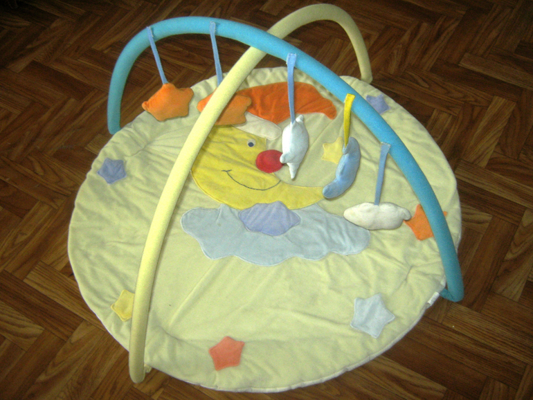 Развивающий коврик