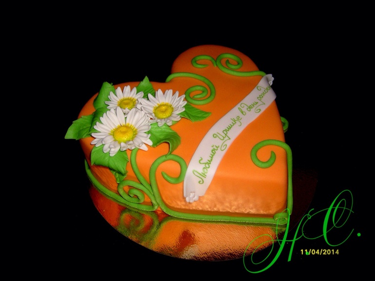 Торт с ромашками