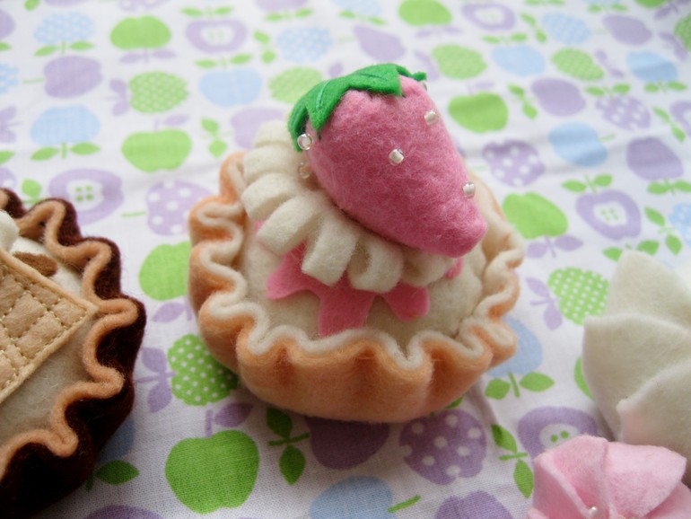 Подарочки к 8 марта для сестренок)