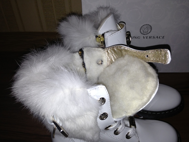 Young Versace оригинал, р. 27