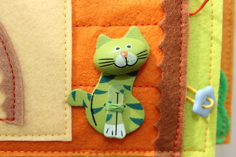 Развивающая книжка.