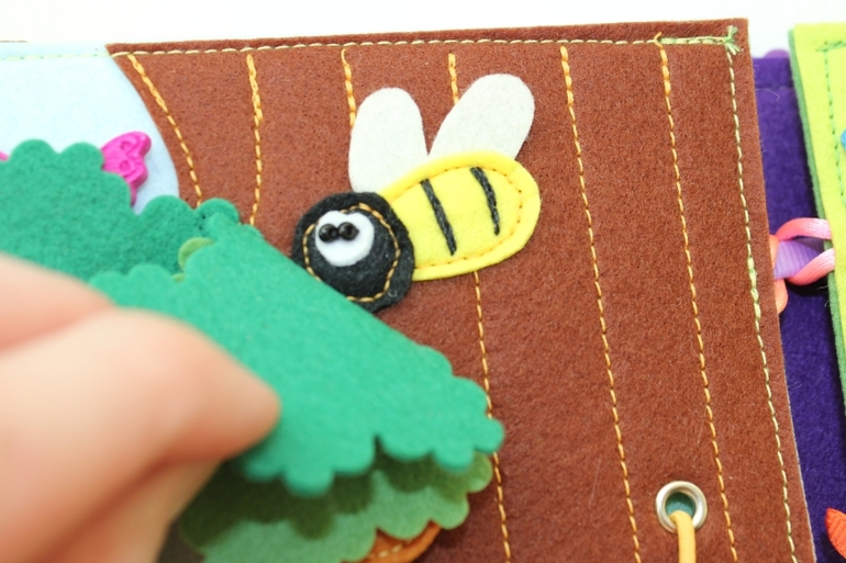 Развивающая книжка.