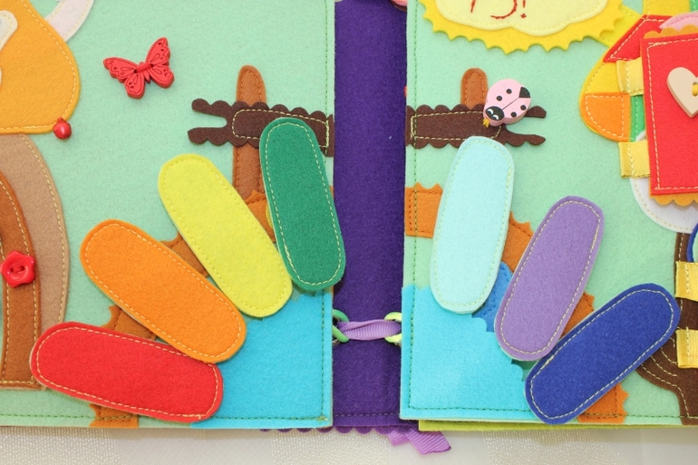 Развивающая книжка.