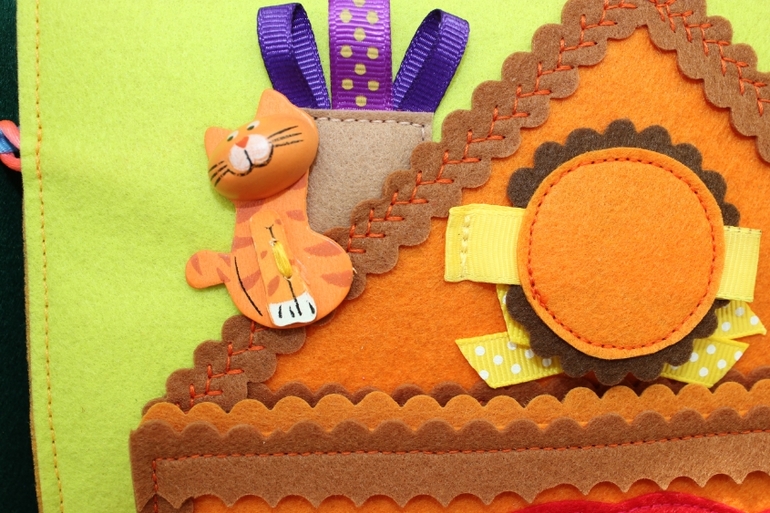 Развивающая книжка.