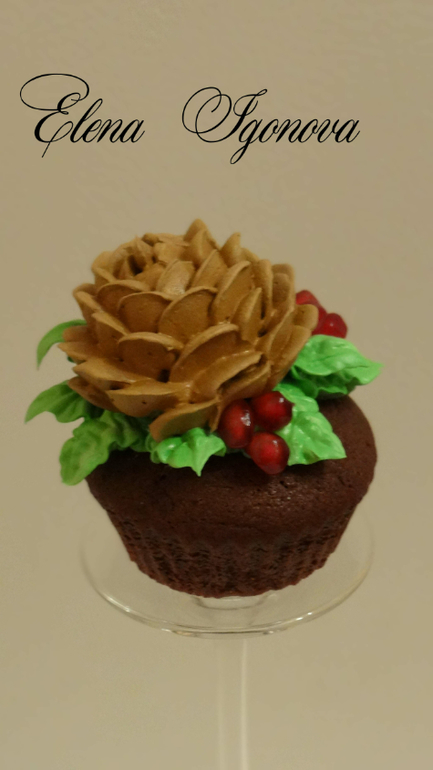 Шишка из белкового крема.