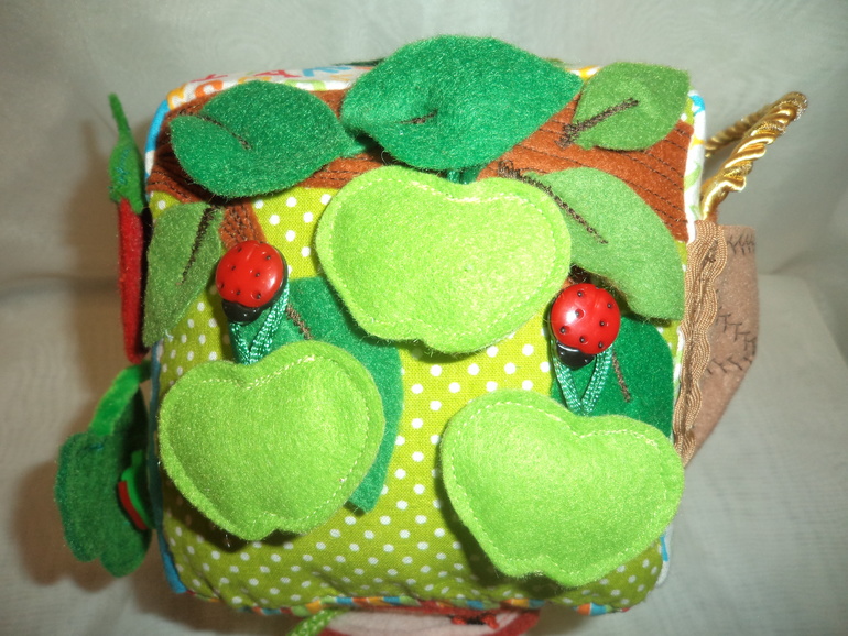 Развивающий кубик