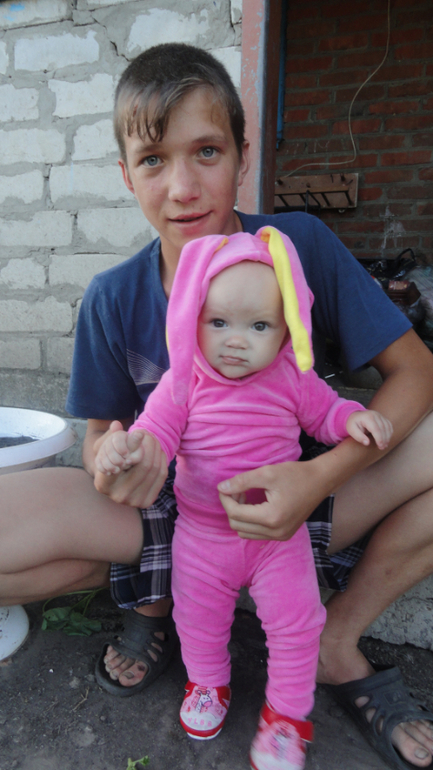 продолжаю вытворять))))хвастаюсь тем что нашила)))