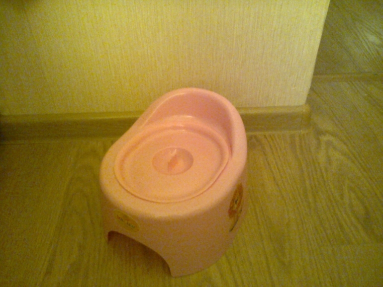 Женя и горшок