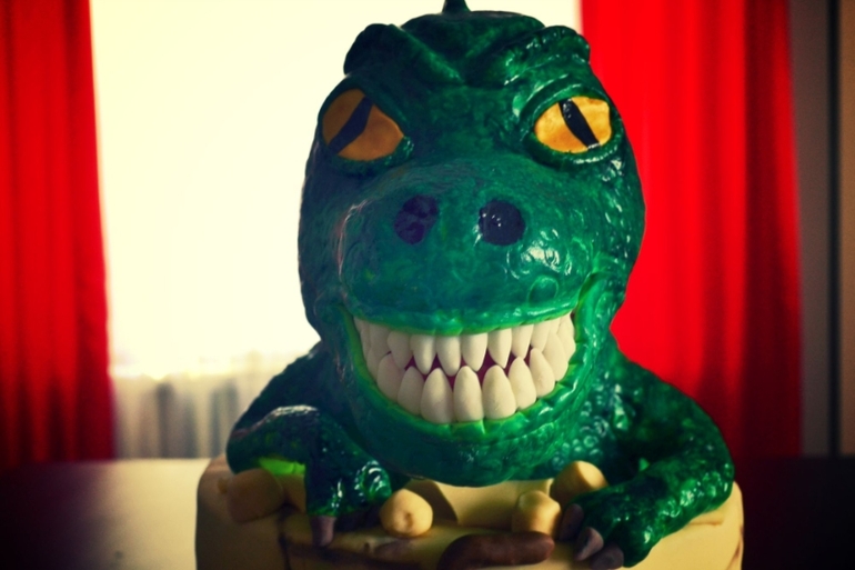 Торт с динозавром для сыночка)))