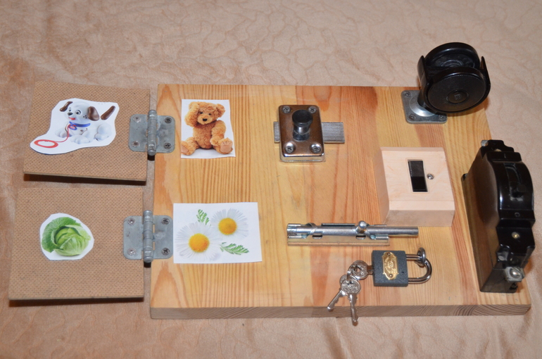 Наша бизи-борд