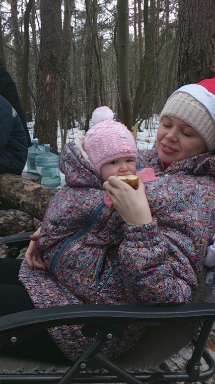 Наш первый Новый год в лесу.
