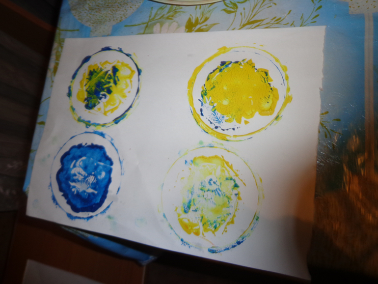 Рисование ватными палочками