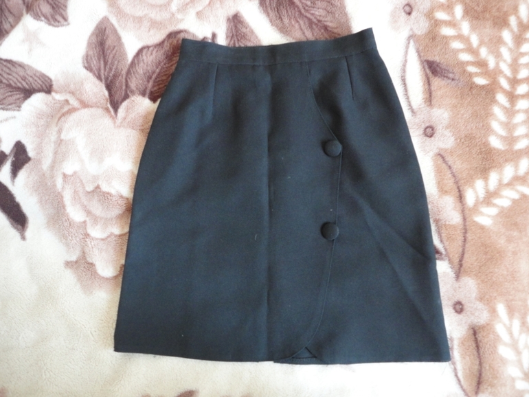 Отдам подростковые (женские вещи)38-40-42 (xs-s) раз. на небольшой рост, Москва м.Отрадное