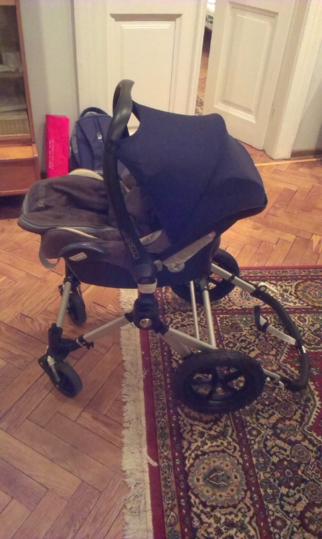 Пришла Bugaboo Cameleon + автокресло (б/у)