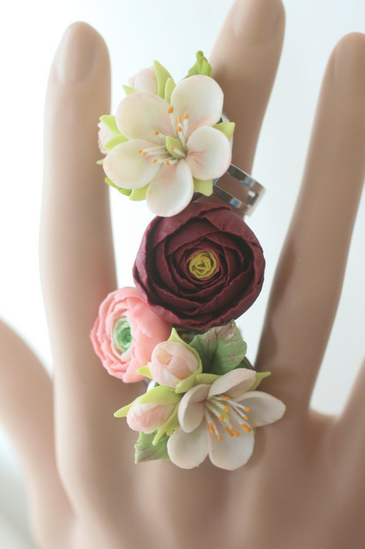 Зажимы для волос, венки, заколки из полимерной глины