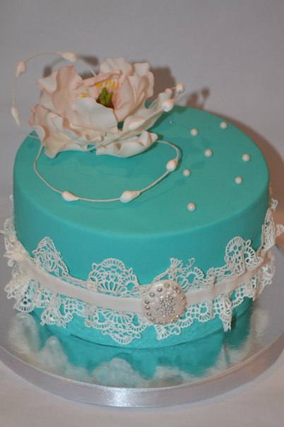 Торт с пионом