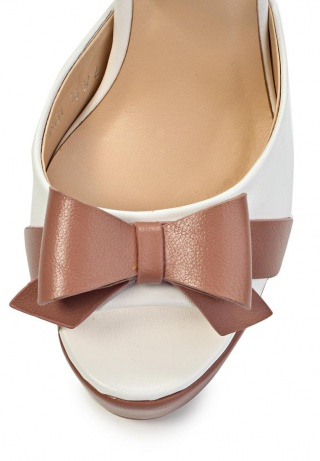 Продам новые босоножки!!!